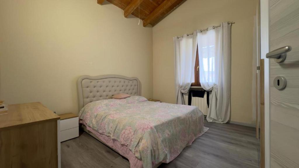 La Lanterna - Appartamenti In Residence Con Piscina 代森扎诺-德尔加达 外观 照片